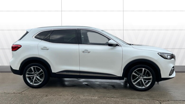 MG Hs 1.5 T-GDI Exclusive 5dr DCT Petrol Hatchback